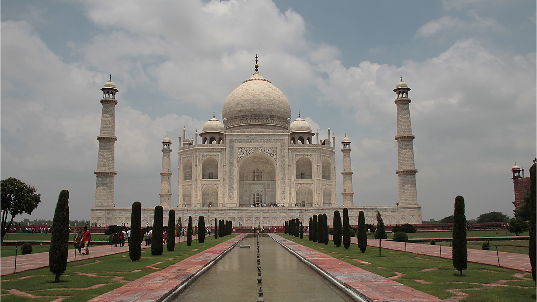 9900_Taj_front1.jpg - Taj Mahal