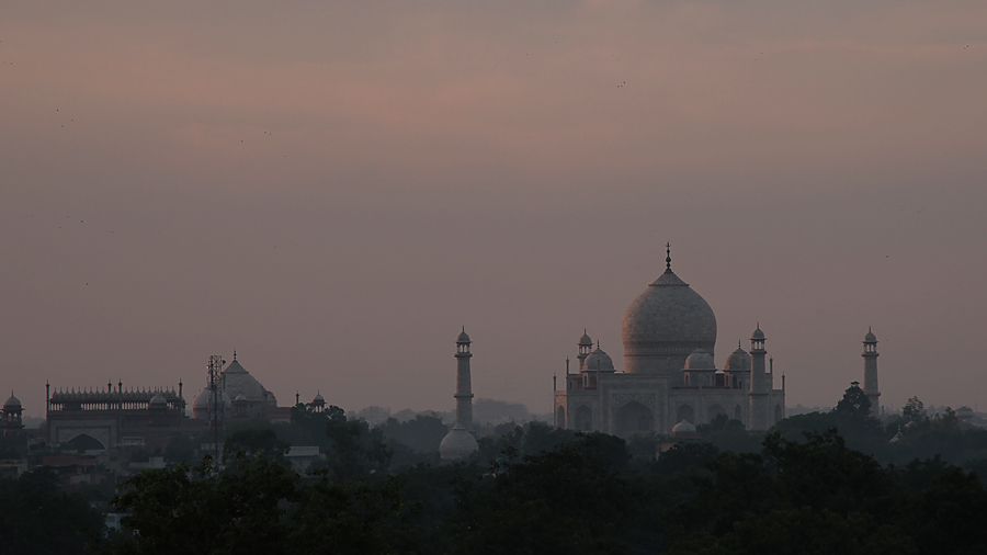 9999_Taj_avond1.jpg - De Taj Mahal in avondlicht