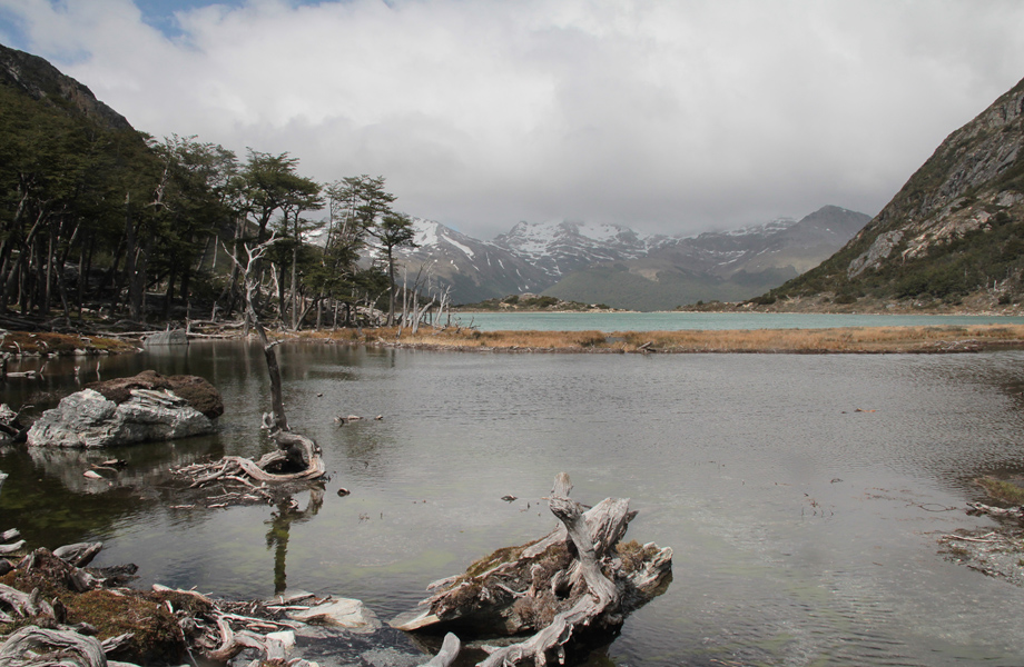07359.jpg - Mountainlake - Tierra del Fuego, near Ushuaia
